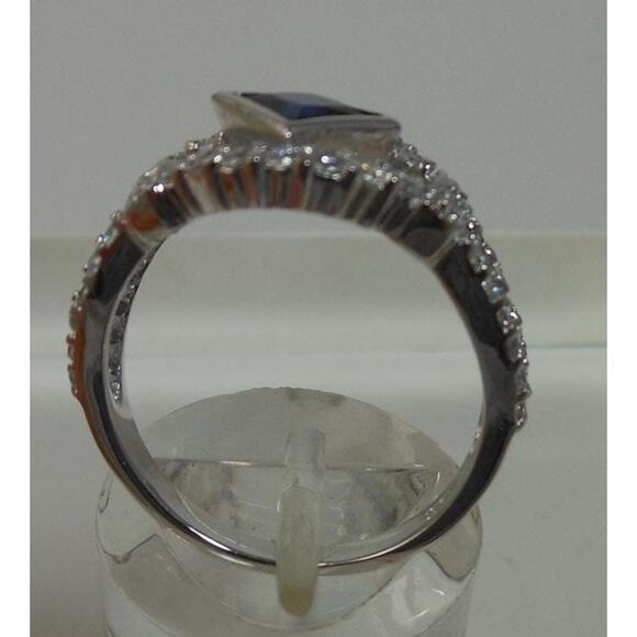 Elegant Vintage Sterling Silver Ring with Simulated Diamond Sapphire | Size 7 - Picture 3 of 8